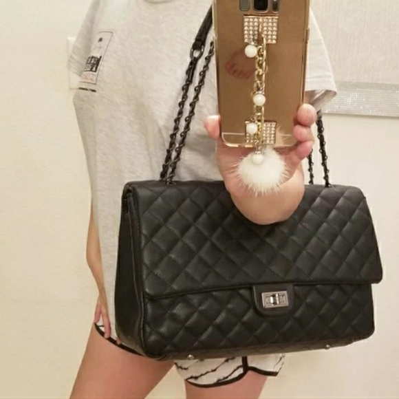 Large Quilted Leather Capacity Travel ShoulderBag - Picture 16 of 16